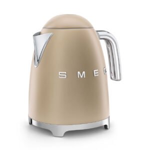 Smeg KLF03CHMUK Champagne Kettle